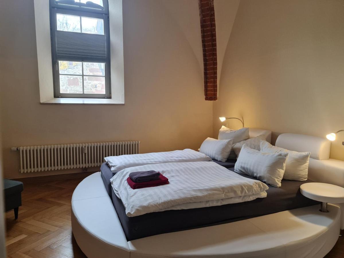 Appartements In Schoner Burganlage Jena Exteriör bild