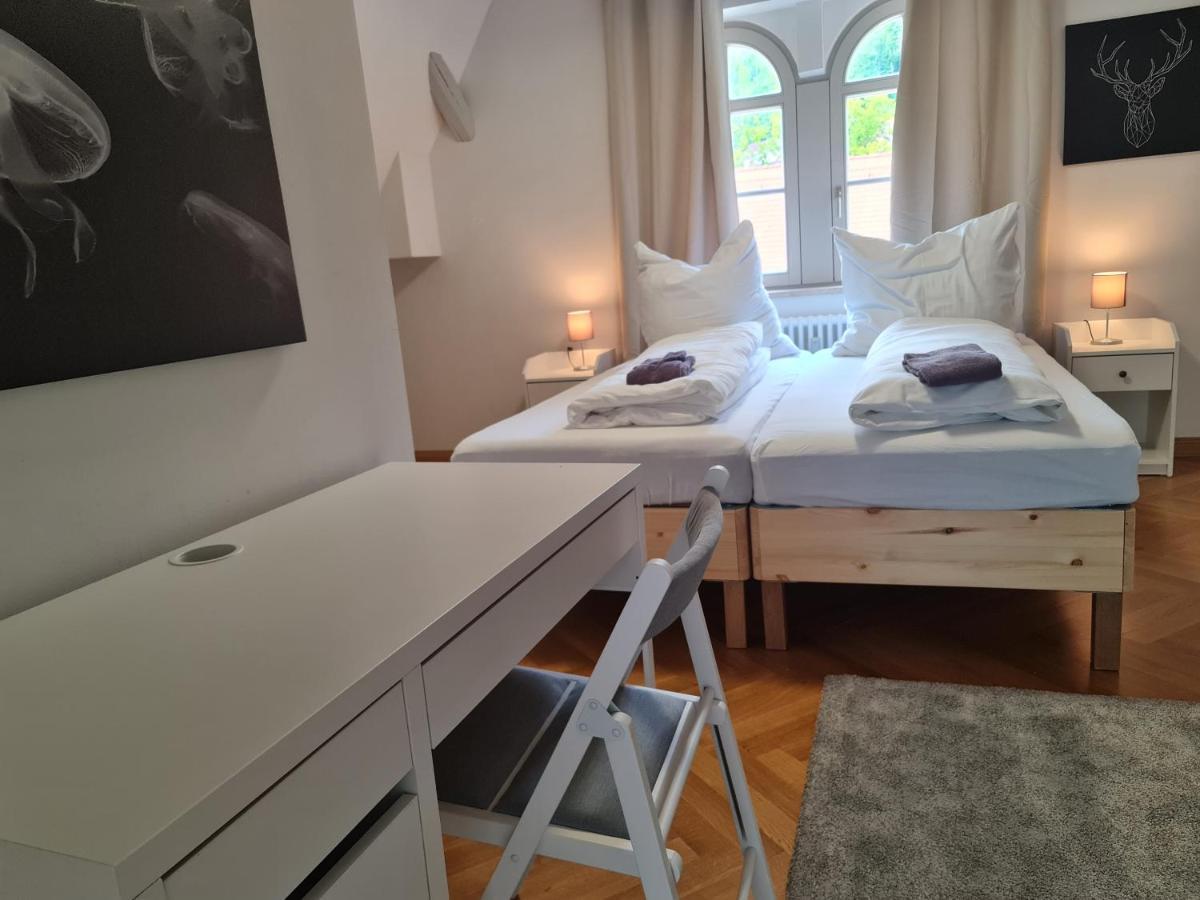 Appartements In Schoner Burganlage Jena Exteriör bild